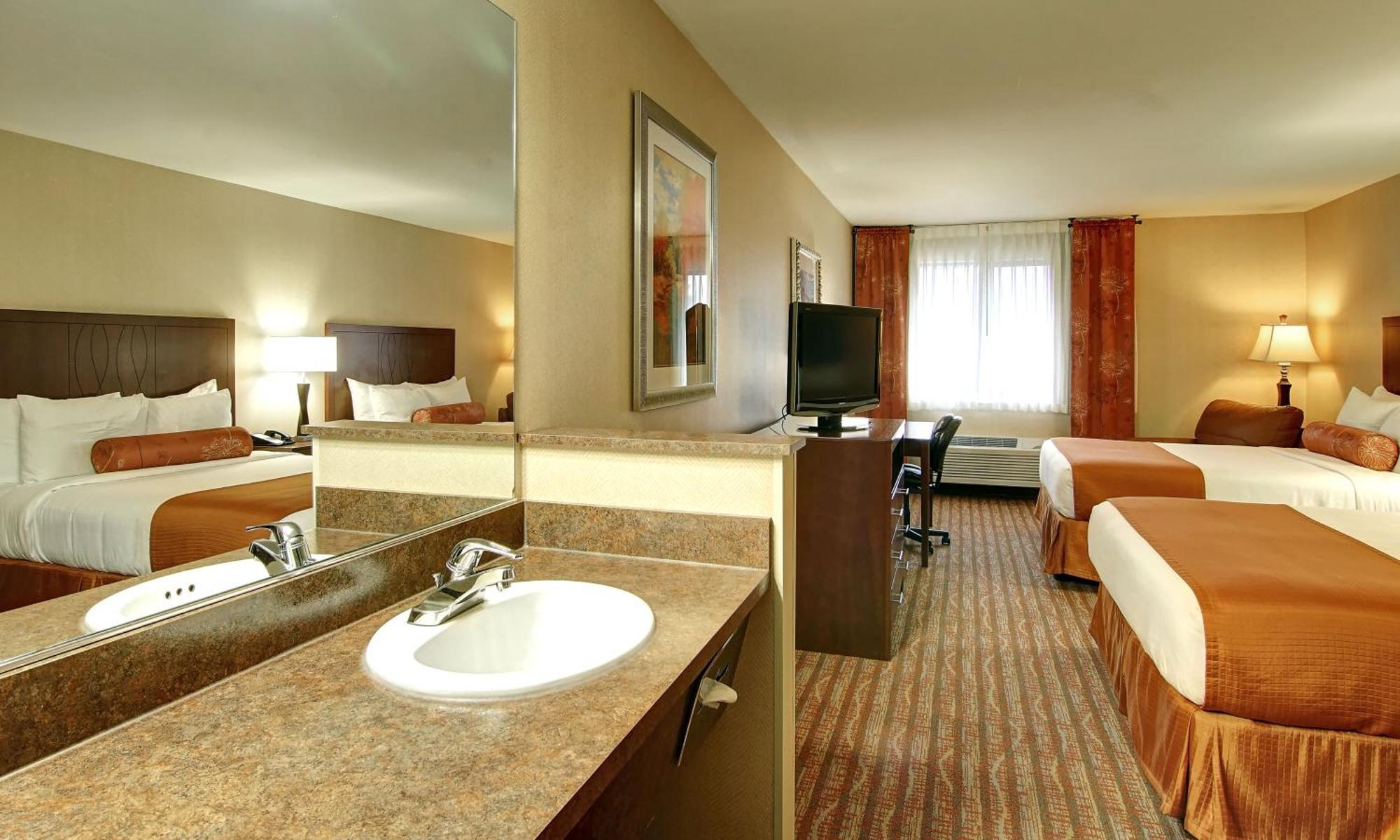 The Hotel Салем Екстериор снимка